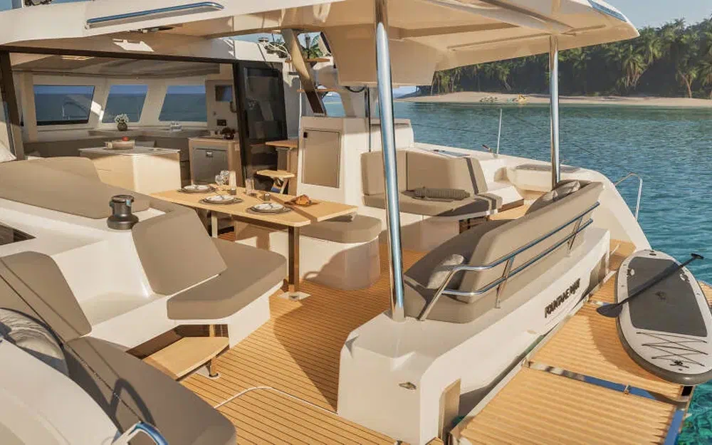 slider 4 Fountaine Pajot Lipari 41