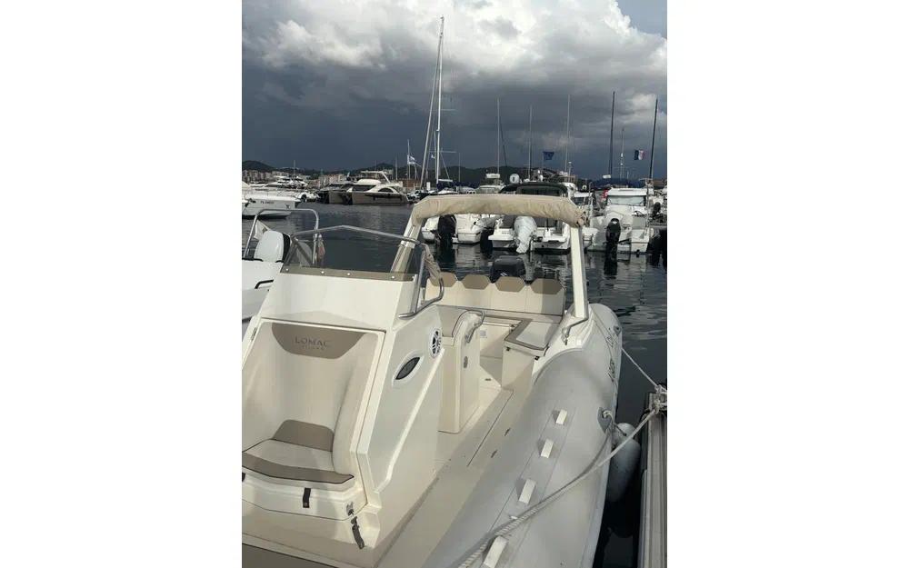 slider 9 Lomac 850 Turismo