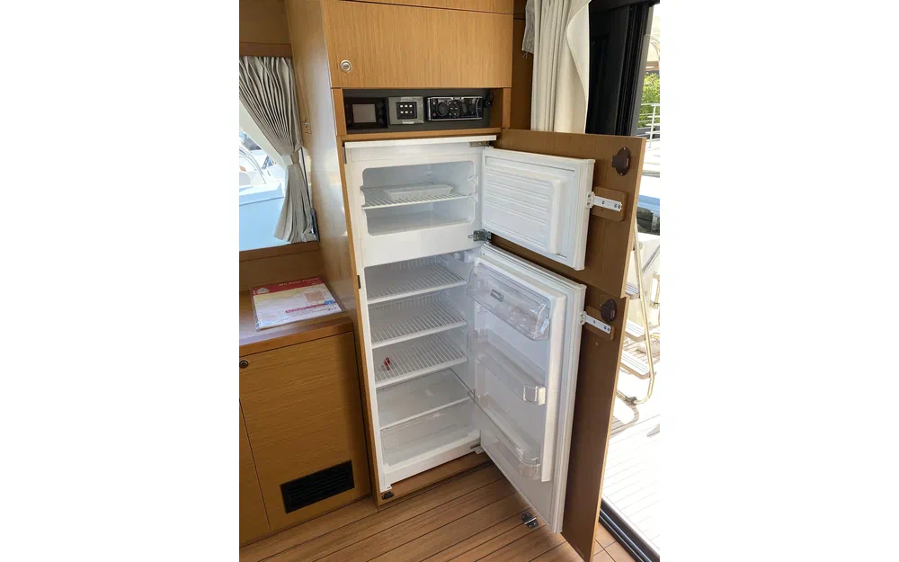 slider 24 Beneteau Swift Trawler 41 Fly