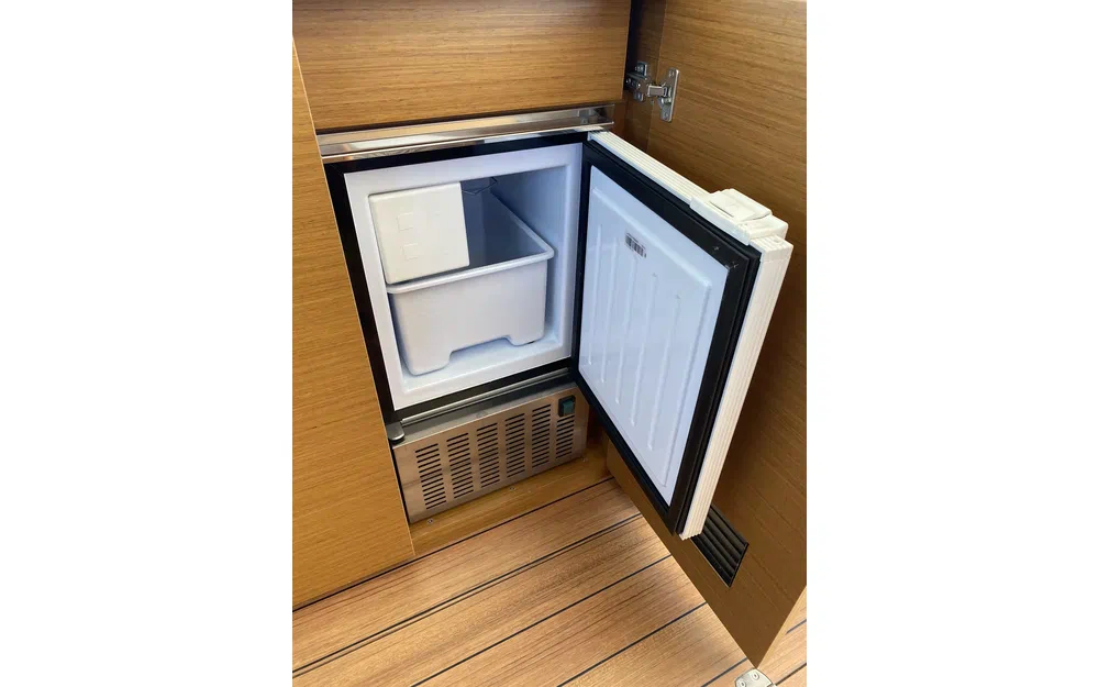 slider 32 Beneteau Swift Trawler 41 Fly