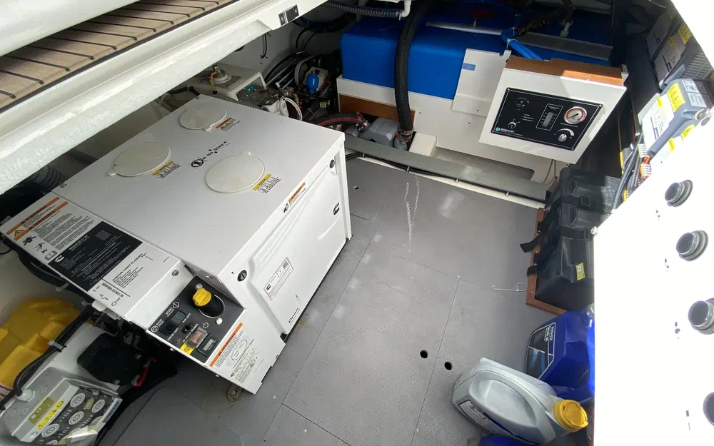 slider 33 Beneteau Swift Trawler 41 Fly