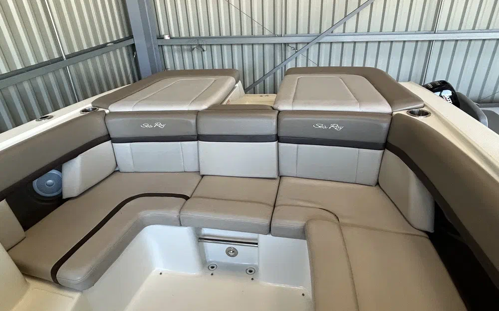 slider 7 Sea Ray 270 SLX