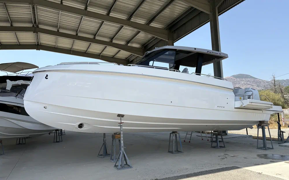 slider 0 Beneteau Gran Turismo 35