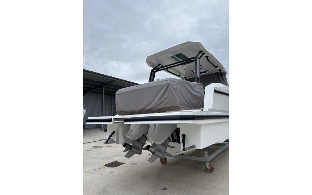 slider 2 De Antonio Yachts D32