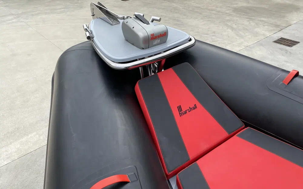 slider 15 Marshall M8 Touring