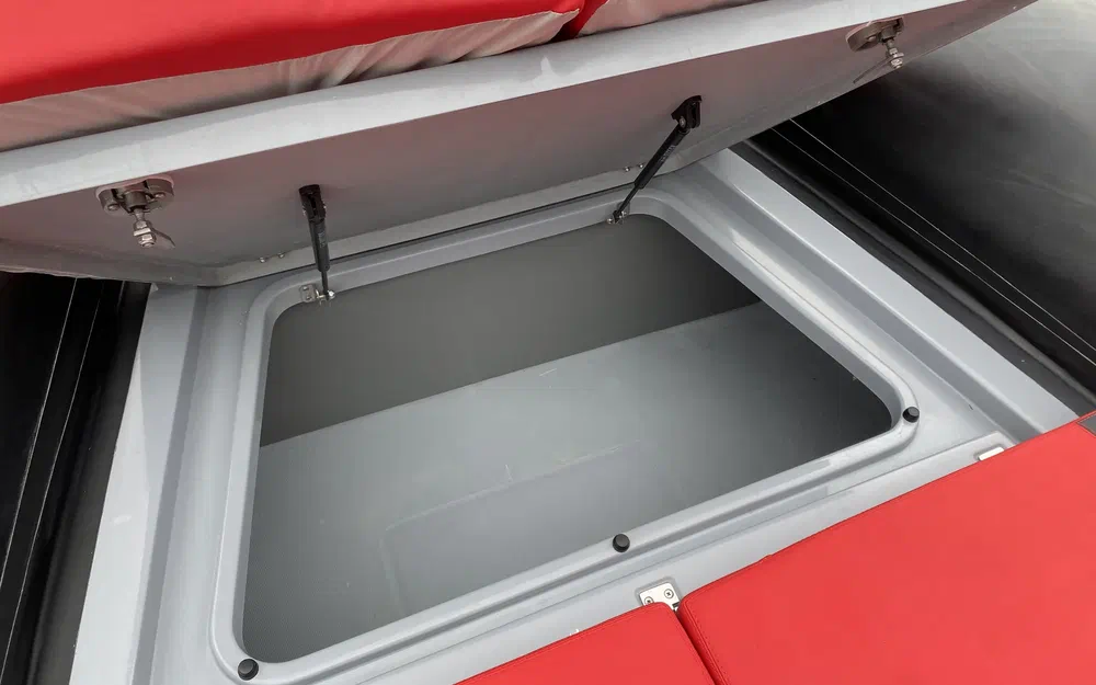 slider 20 Marshall M8 Touring