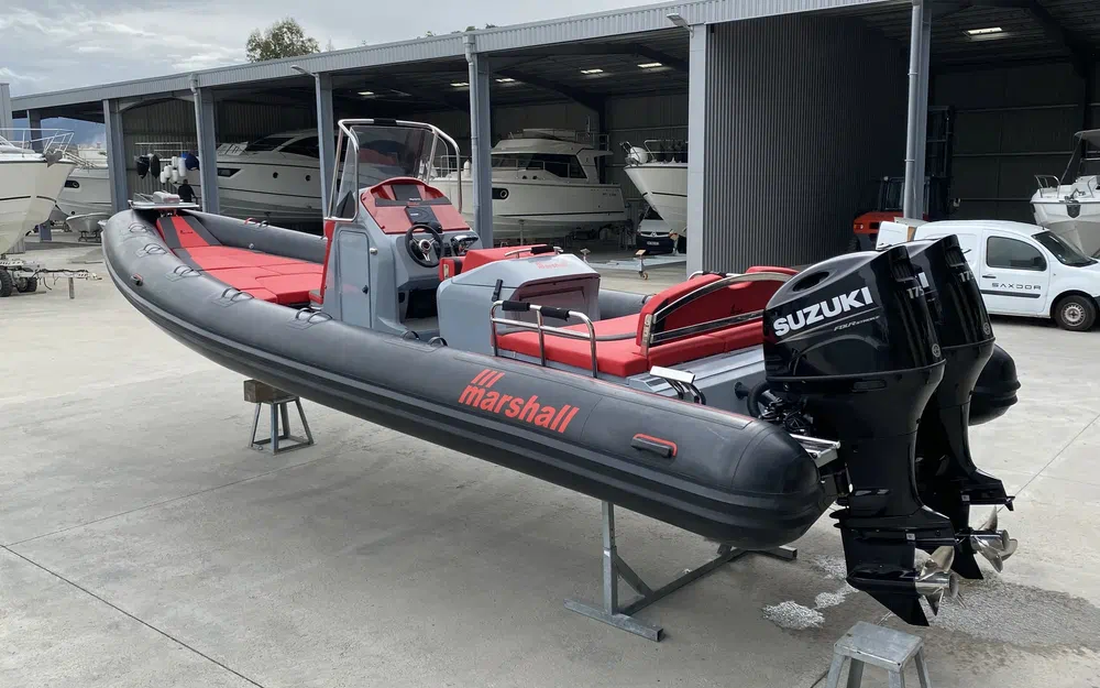 slider 5 Marshall M8 Touring