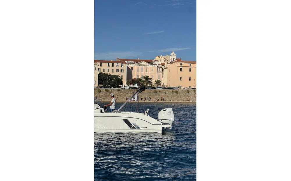 slider 16 Beneteau Flyer 7 SPACEdeck