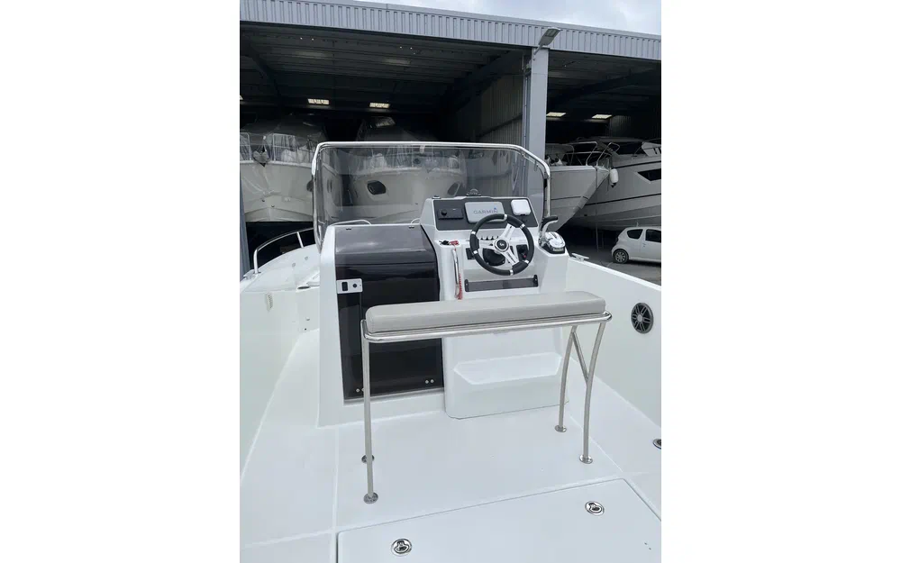 slider 6 Beneteau Flyer 7 SPACEdeck