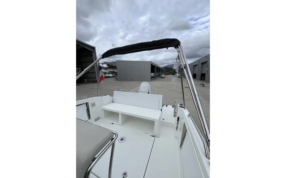 slider 8 Beneteau Flyer 7 SPACEdeck