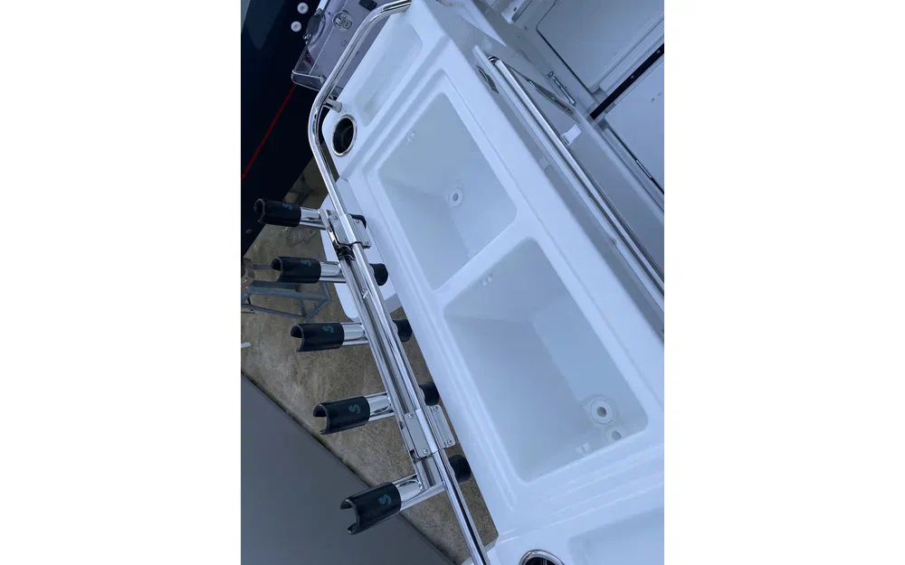 slider 41 Beneteau Antares 8 Fishing