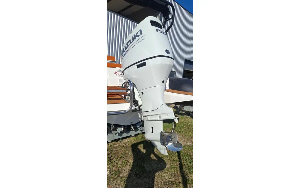 slider 0 HB SUZUKI 150 CV