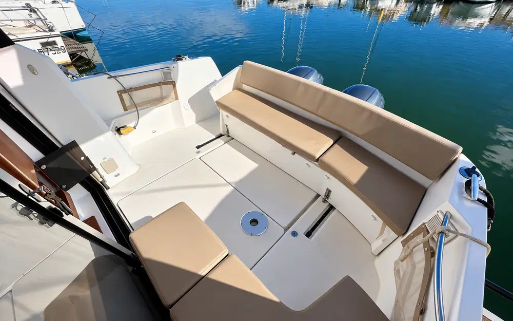 slider 5 Jeanneau Merry Fisher 855