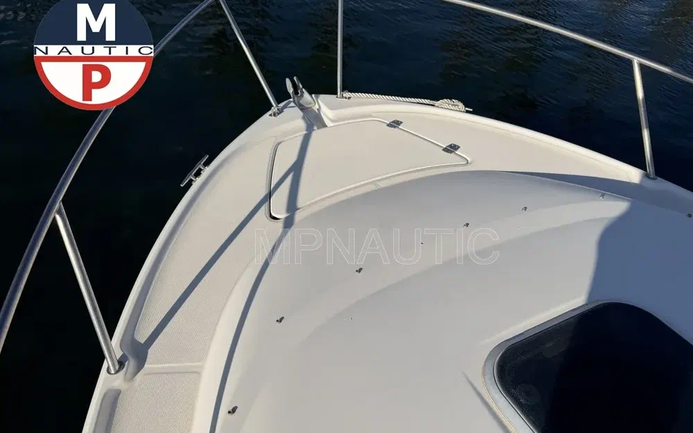 slider 4 Jeanneau Leader 705