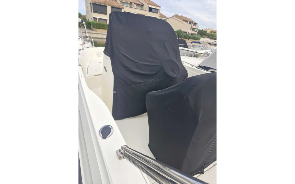 slider 6 Quicksilver 805 Open