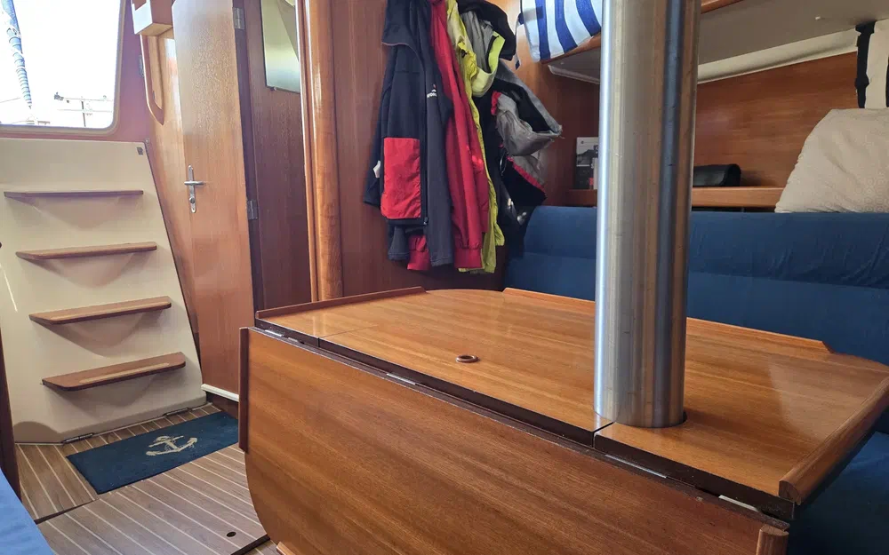 slider 11 Jeanneau Sun Odyssey 32