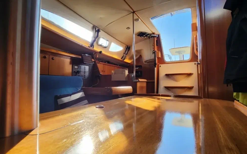 slider 12 Jeanneau Sun Odyssey 32