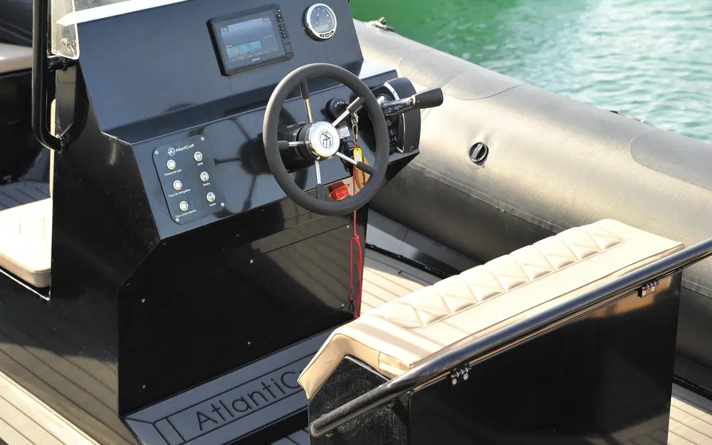 slider 4 Atlanticraft Ocean 7.00 Lounge