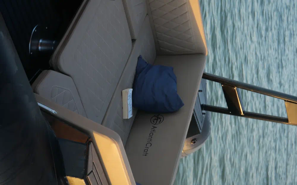 slider 6 Atlanticraft Ocean 7.00 Lounge