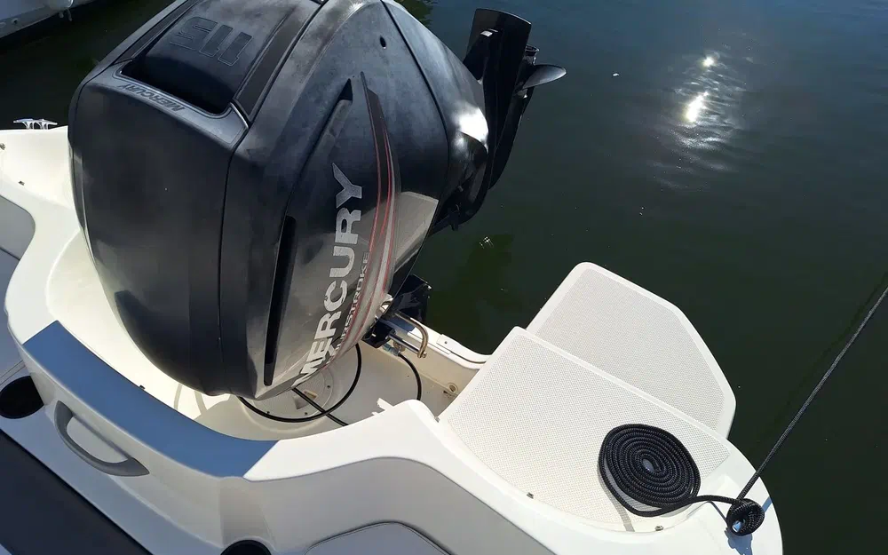 slider 11 Bayliner E6