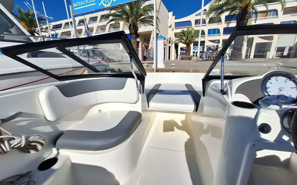 slider 5 Bayliner E6