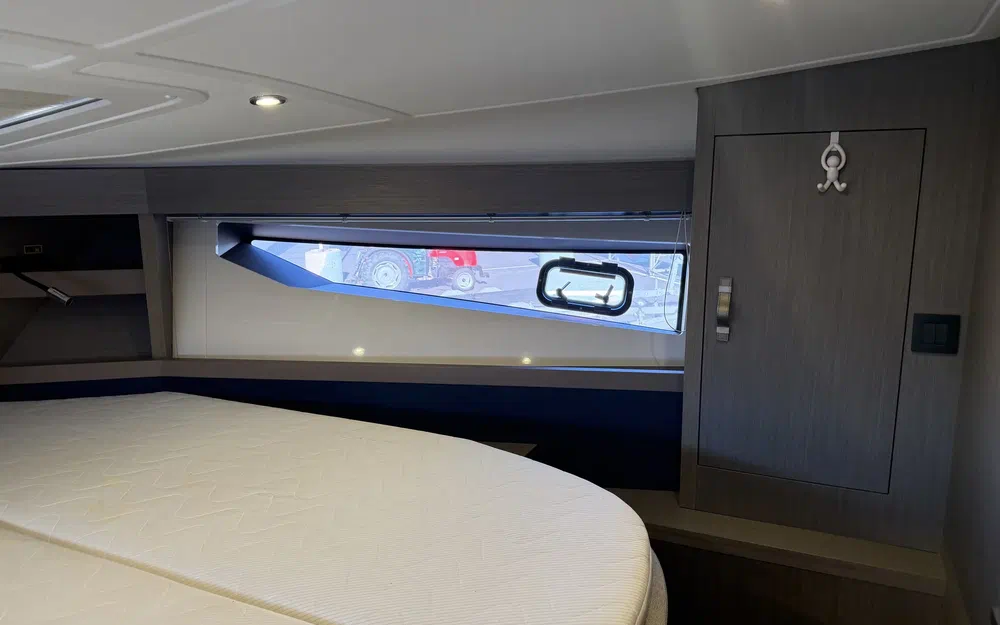 slider 13 Beneteau Gran Turismo 41