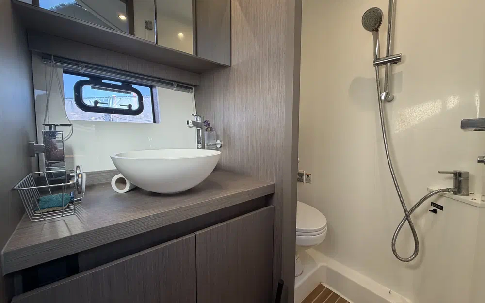 slider 19 Beneteau Gran Turismo 41