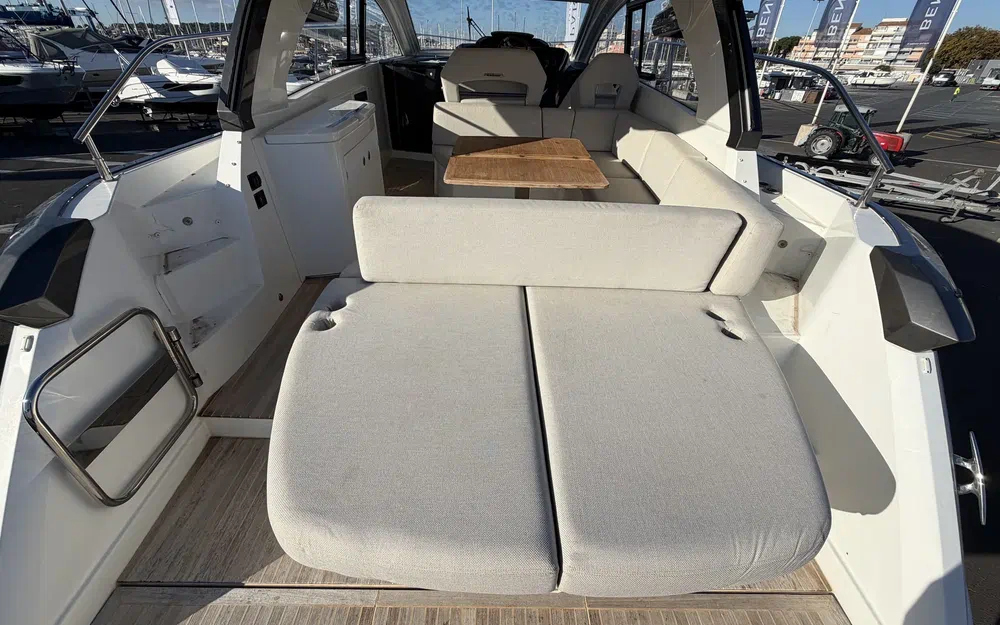 slider 4 Beneteau Gran Turismo 41