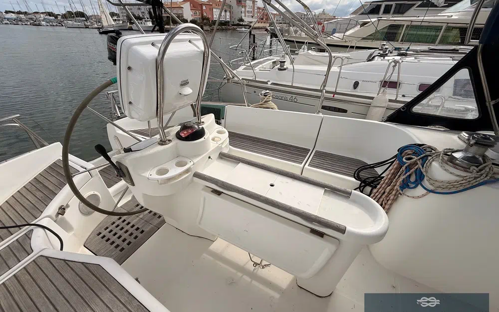 slider 35 Beneteau Oceanis 461