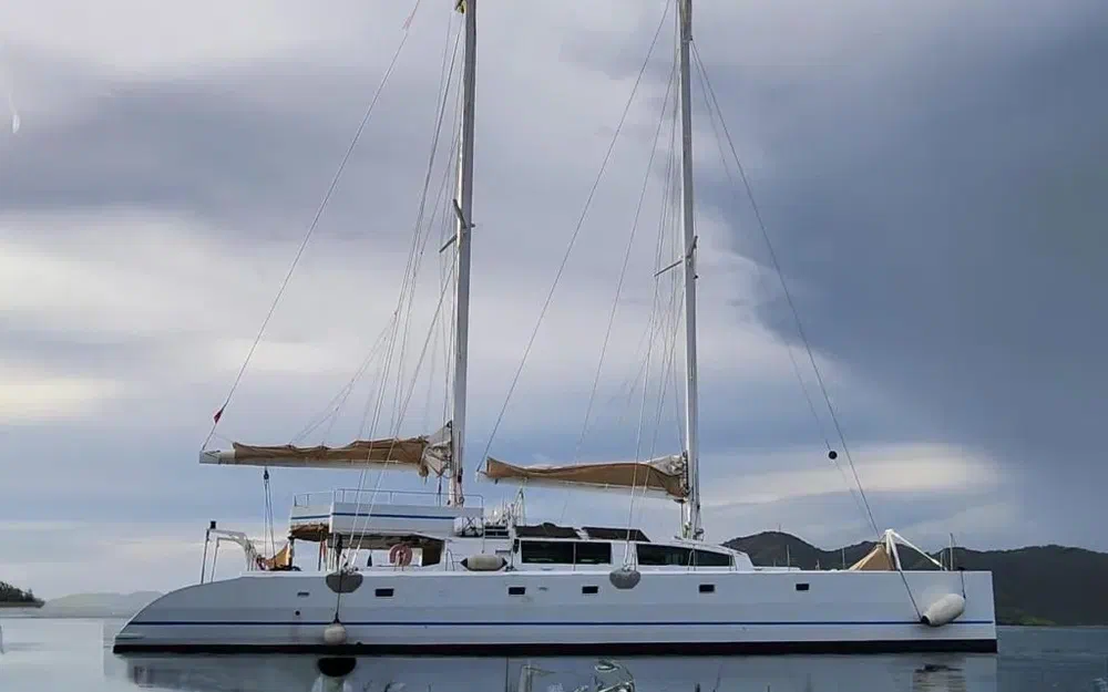 slider 0 Etoile Marine Maxi Cat 24