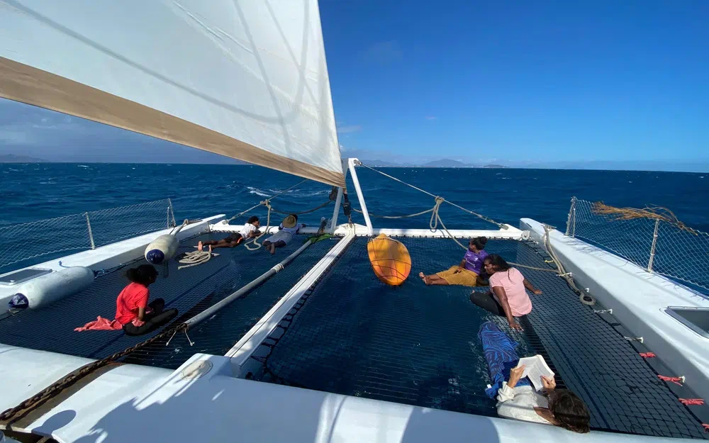 slider 9 Etoile Marine Maxi Cat 24