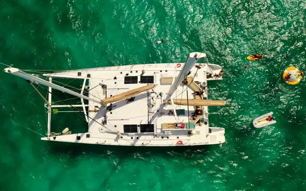 slider 6 Etoile Marine Maxi Cat 24