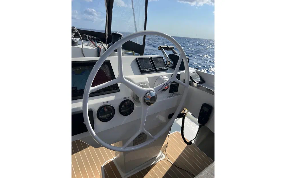 slider 16 Fountaine Pajot Elba 45