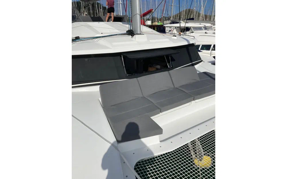 slider 18 Fountaine Pajot Elba 45