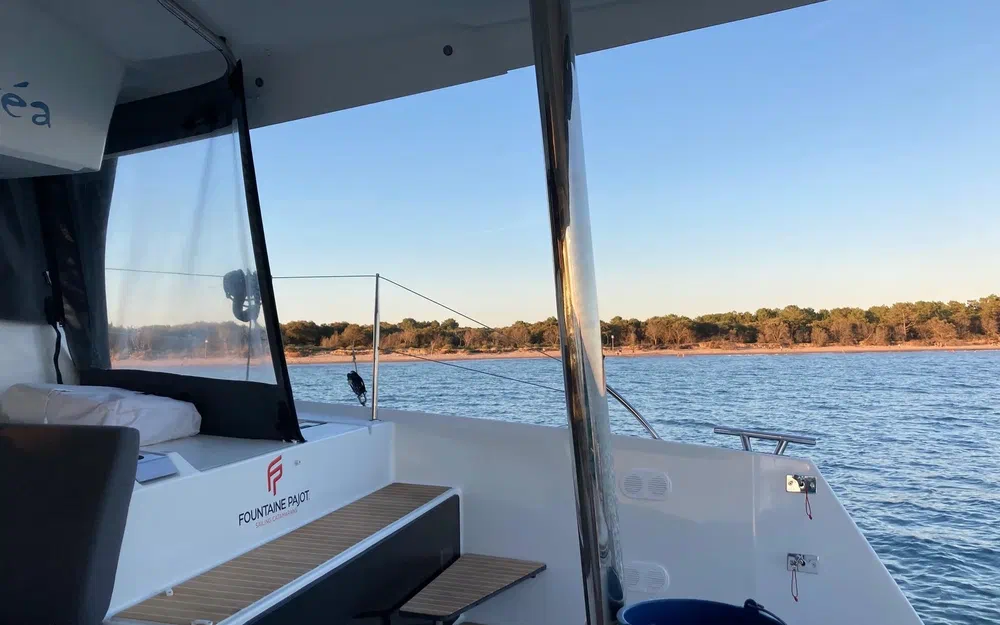 slider 19 Fountaine Pajot Elba 45
