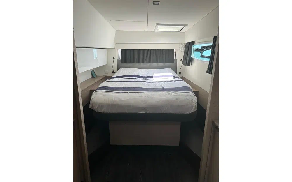 slider 26 Fountaine Pajot Elba 45