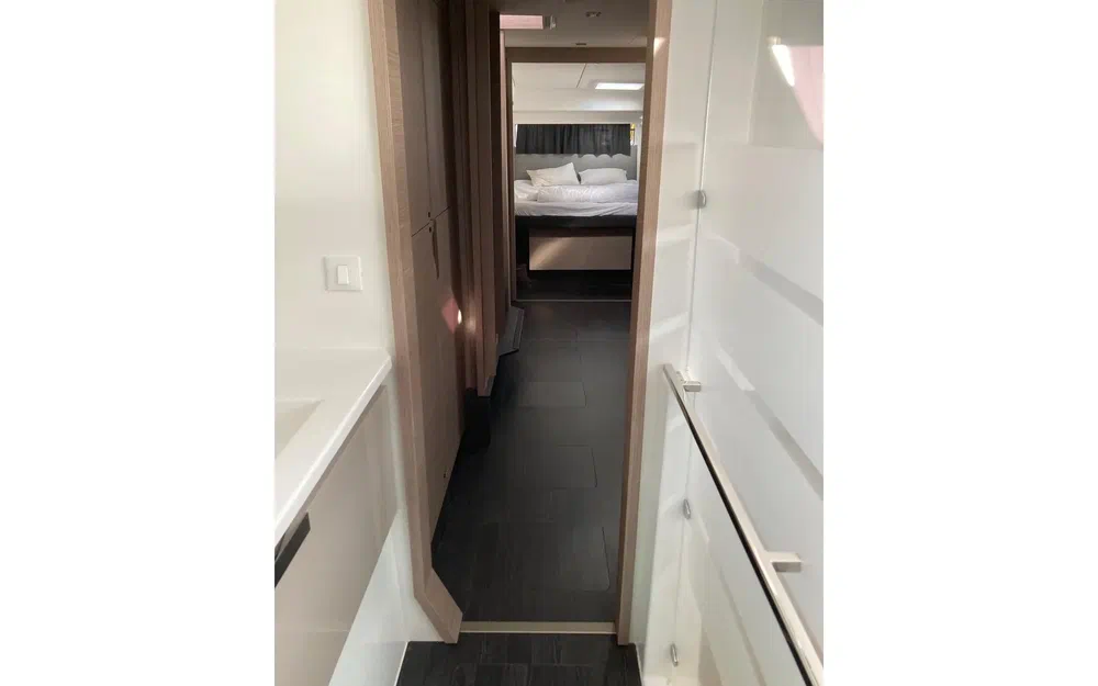 slider 37 Fountaine Pajot Elba 45