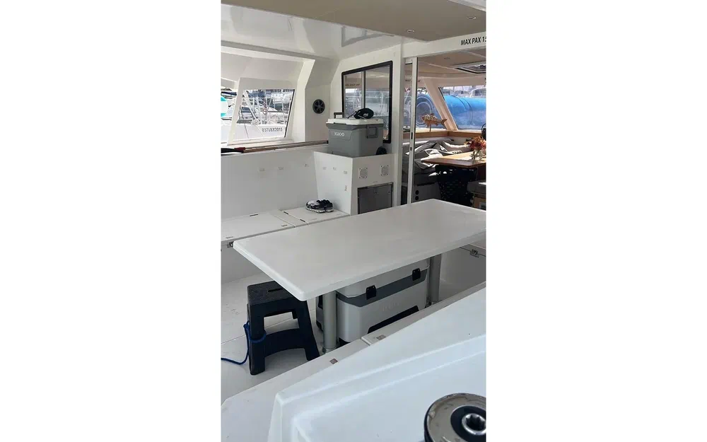 slider 7 Nautitech 40