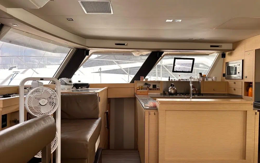 slider 128 Fountaine Pajot Ipanema 58