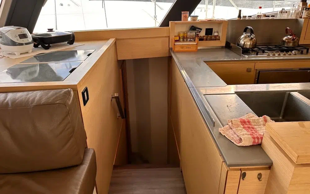slider 129 Fountaine Pajot Ipanema 58
