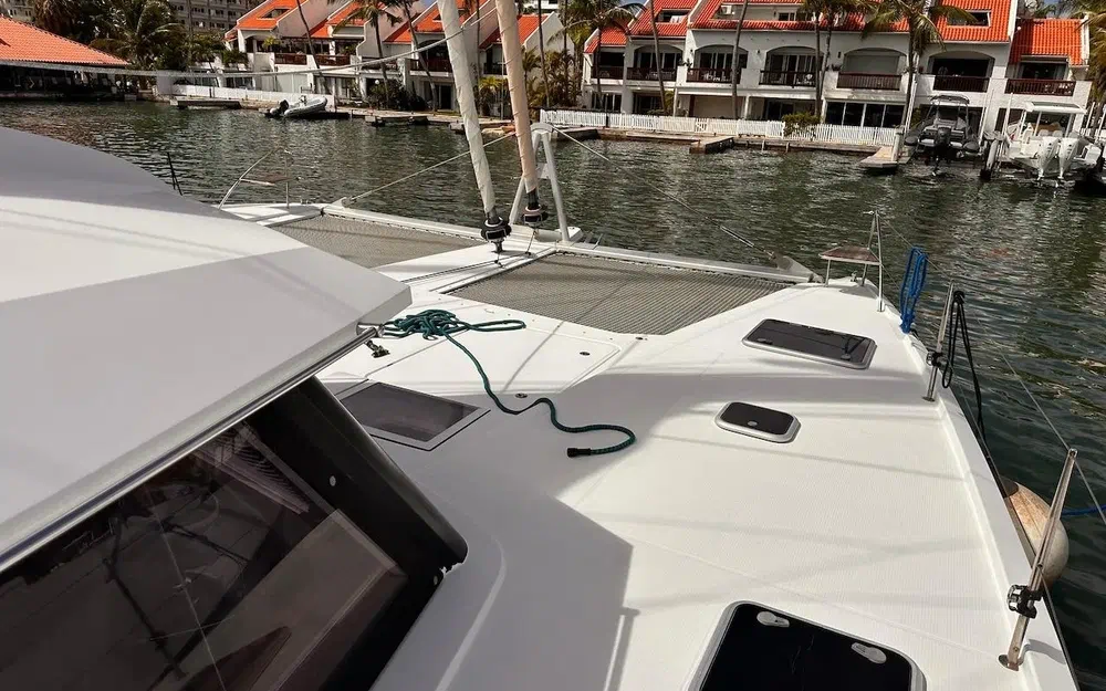 slider 28 Fountaine Pajot Ipanema 58