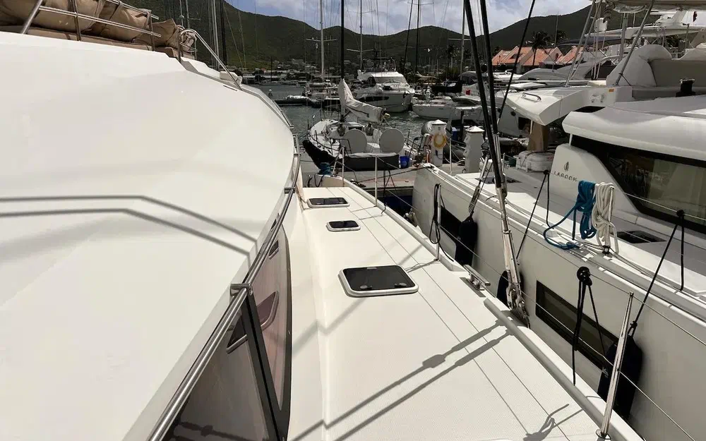 slider 61 Fountaine Pajot Ipanema 58