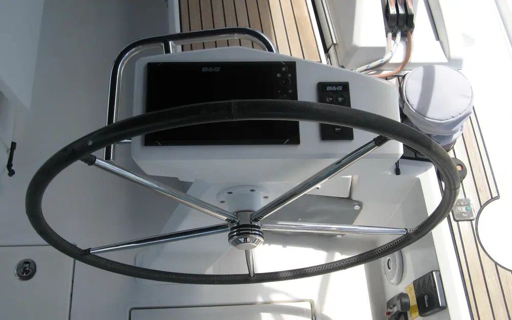 slider 12 Beneteau Oceanis 46.1