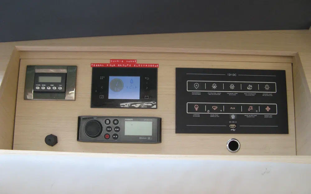slider 38 Beneteau Oceanis 46.1