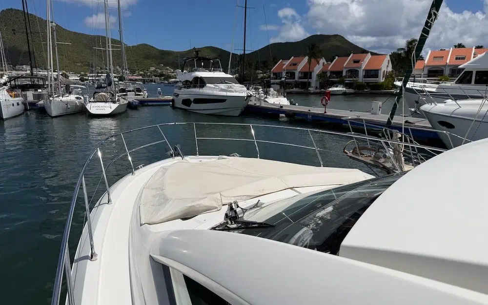 slider 13 Beneteau Gran Turismo 46