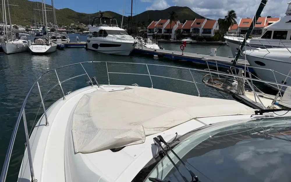 slider 14 Beneteau Gran Turismo 46