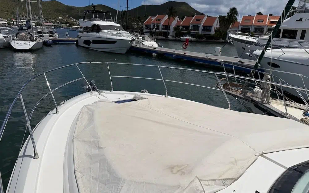 slider 15 Beneteau Gran Turismo 46