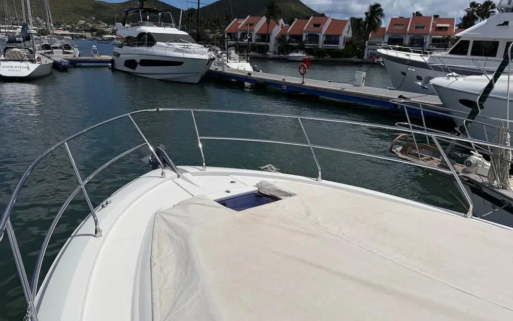 slider 16 Beneteau Gran Turismo 46