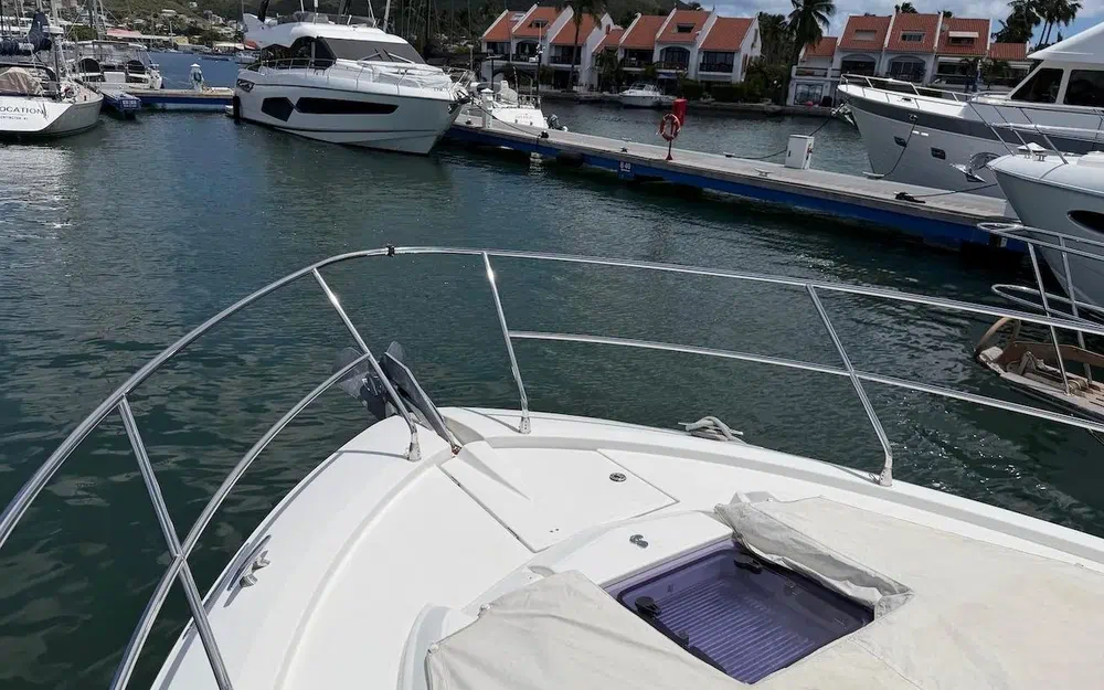 slider 17 Beneteau Gran Turismo 46