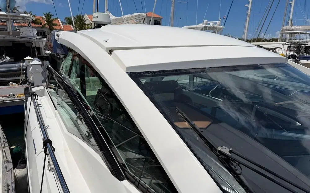 slider 27 Beneteau Gran Turismo 46
